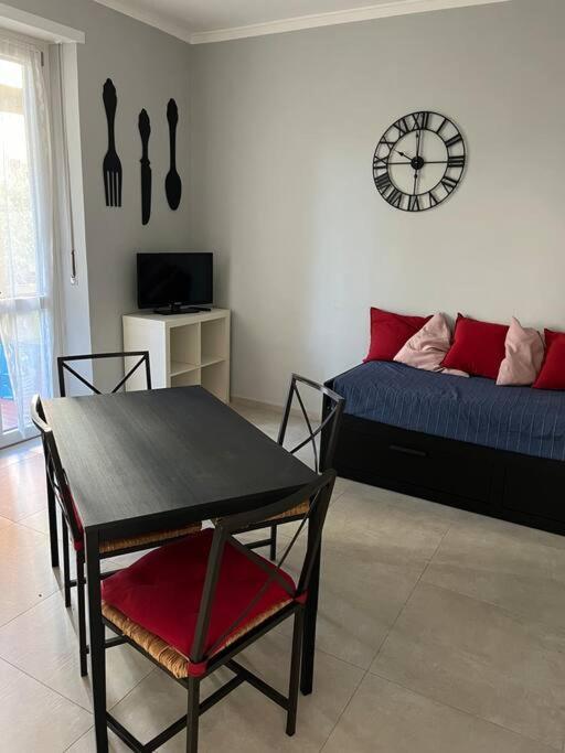 Appartamento La Casa Tra I Tigli Torino Esterno foto